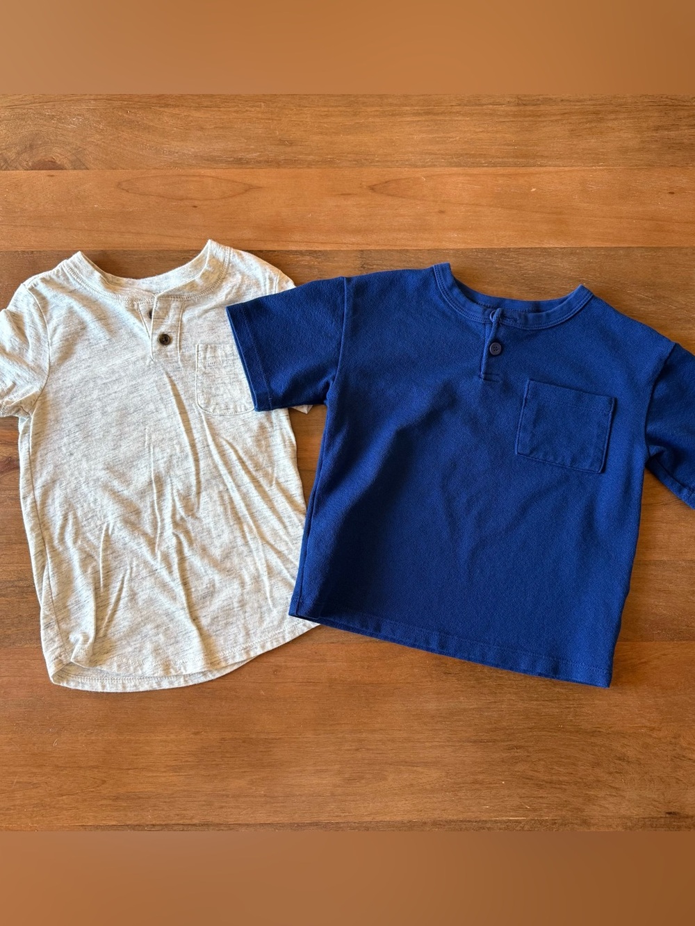 ⚡️3/$20 Kids Short-Sleeve Henley Pocket Tee Set 3T lot